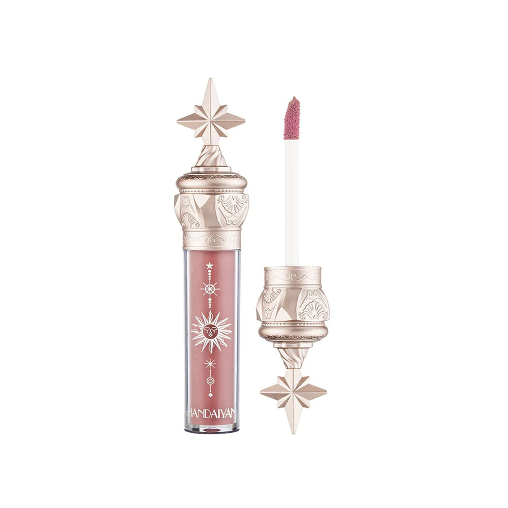 The Queen Moisture Glossy Liquid Lipstick